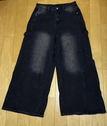 블랙 와이드 팬츠 데미지 가공