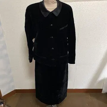 레리안 벨벳 수트