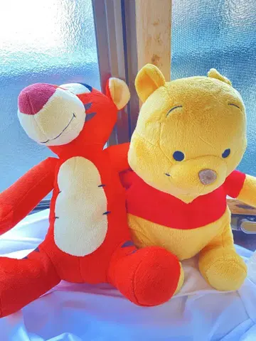 티거와 푸우 봉제 인형