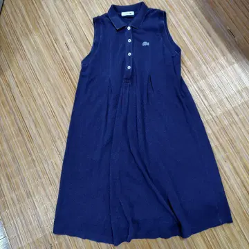라코스테 네이비 슬리브리스 원피스 38