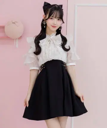 ROJITA 로지타 꽃무늬 보타이 도킹 원피스