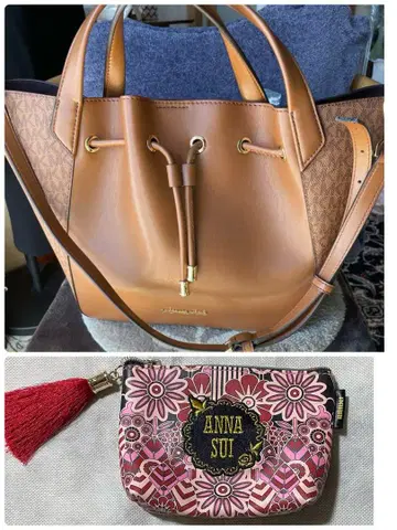 마이클코어스 Michael Kors 백 ANNA SUI 파우치