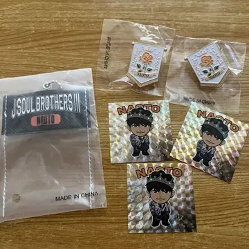 NAOTO 캔뱃지 홀더 메탈 핀 배지 홀로그램 스티커