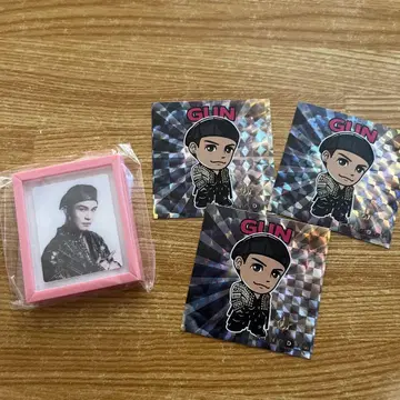 이와타 타카노리 프레임 마그넷 시크릿 홀로그램 스티커