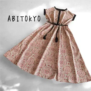 새상품급 ABITOKYO 맥시 길이 프렌치 슬리브 배색 롱 원피스