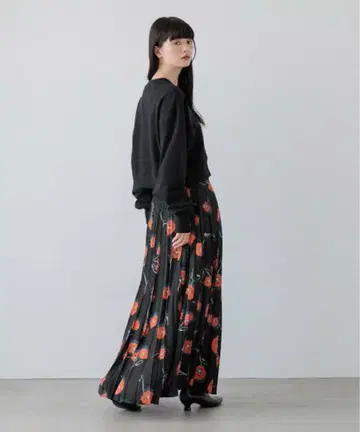 yuw 롤리즈팜 플리츠 스커트 롱 F 블랙 오렌지
