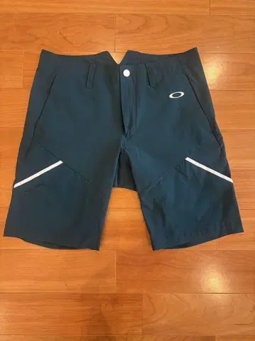 Oakley 다크 블루 숏 팬츠