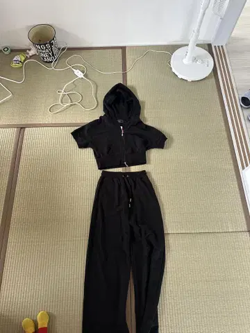 Rady 블랙 셋업 M 사이즈