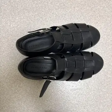 블랙 스트랩 샌들 26.5cm