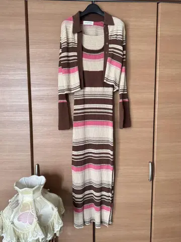LILY BROWN 스트라이프 셋업 ONE SIZE