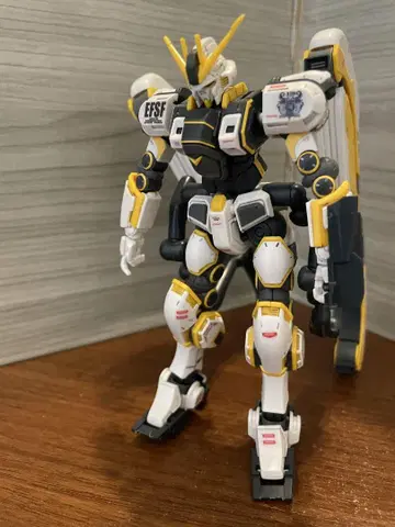 hg 아틀라스 건담 정크 완성품