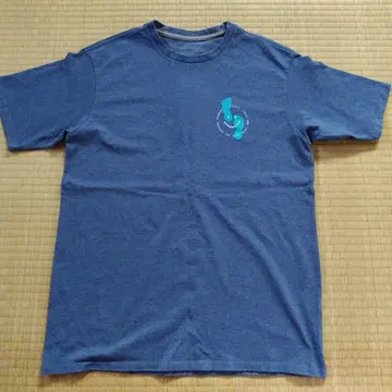 Patagonia 네이비 티셔츠