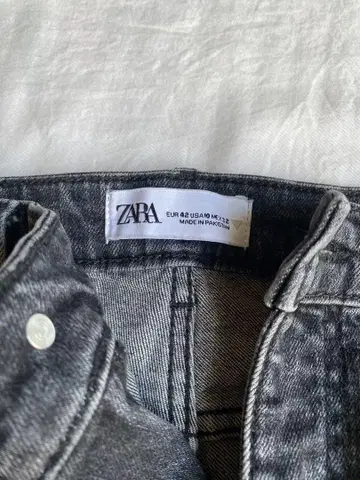 자라 그레이 스트레이트 데님 EUR42