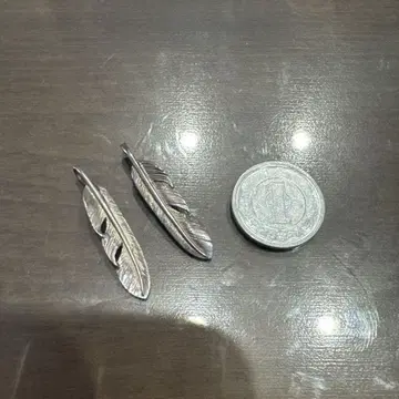 실버 페더 넥리스 탑