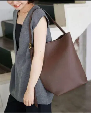 SLOBE IENA 슬로브 이에나 스퀘어 토트백 브라운