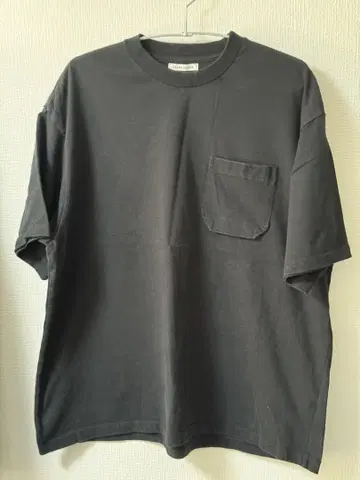CLANE HOMME 블랙 티셔츠 포켓 부착