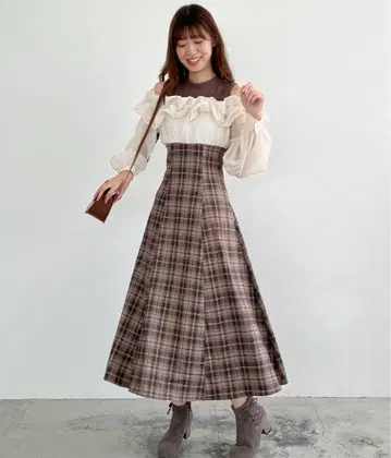 마제스틱 레곤 허리 쫄쫄 밀푀유 원피스