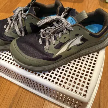 Altra Lone Peak 트레일 러닝화 사이즈 US 7.5