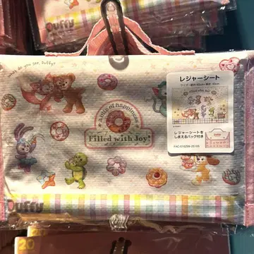 오늘 발송! 더피 & 프렌즈 필드 위드 조이! 돗자리