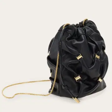 FERRAGAMO 바라 미니 백