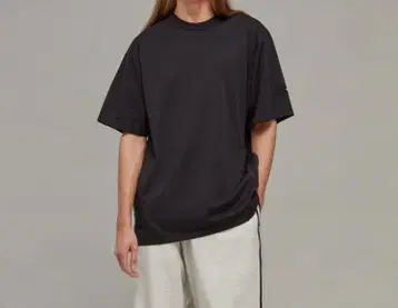 Y-3 H44789 프리미엄 SS 티셔츠