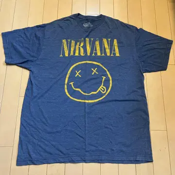 NIRVANA 스마일 얼굴 티셔츠