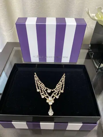 그레이스 콘티넨탈 파티 목걸이