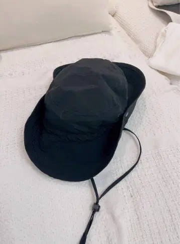 블랙 버킷 햇 조정 가능