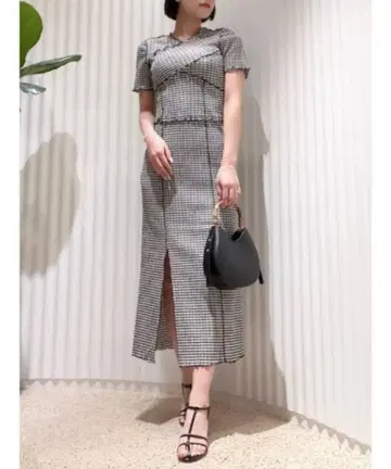 snidel 멜로 컷 원피스 블랙 1