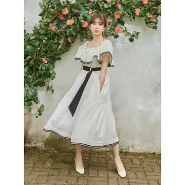 헤르립토 스위트 모멘츠 벨트 드레스