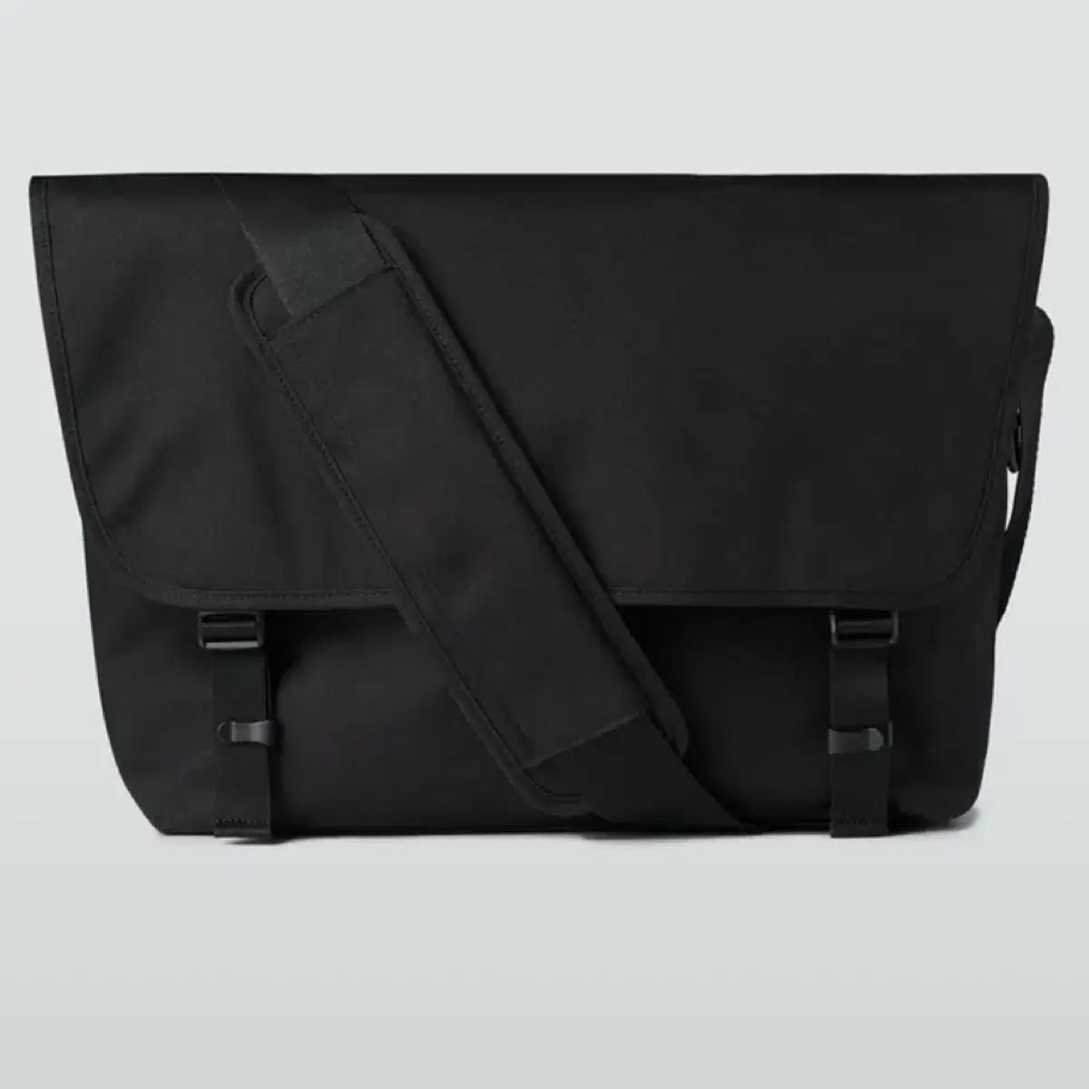 adidas】NEXT Corduroy Messenger Bag☆Shadow Brown☆ adidas Next