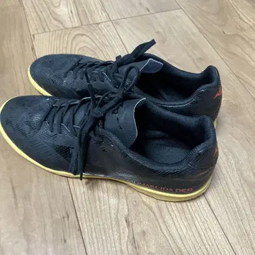 Mizuno Monarcida NEO 축구 풋살화 26.5