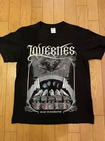 LOVERBITES 티셔츠 WE ARE THE RESURRECTION