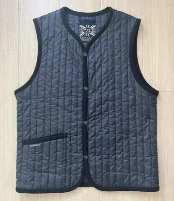 미사용 새상품 LAVENHAM 라벤햄 베스트 사이즈 M 38