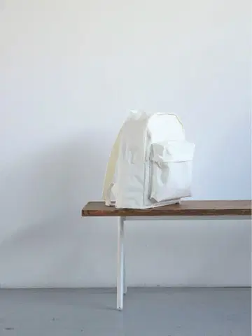 ERA. 코르두라 데이팩 MO 화이트