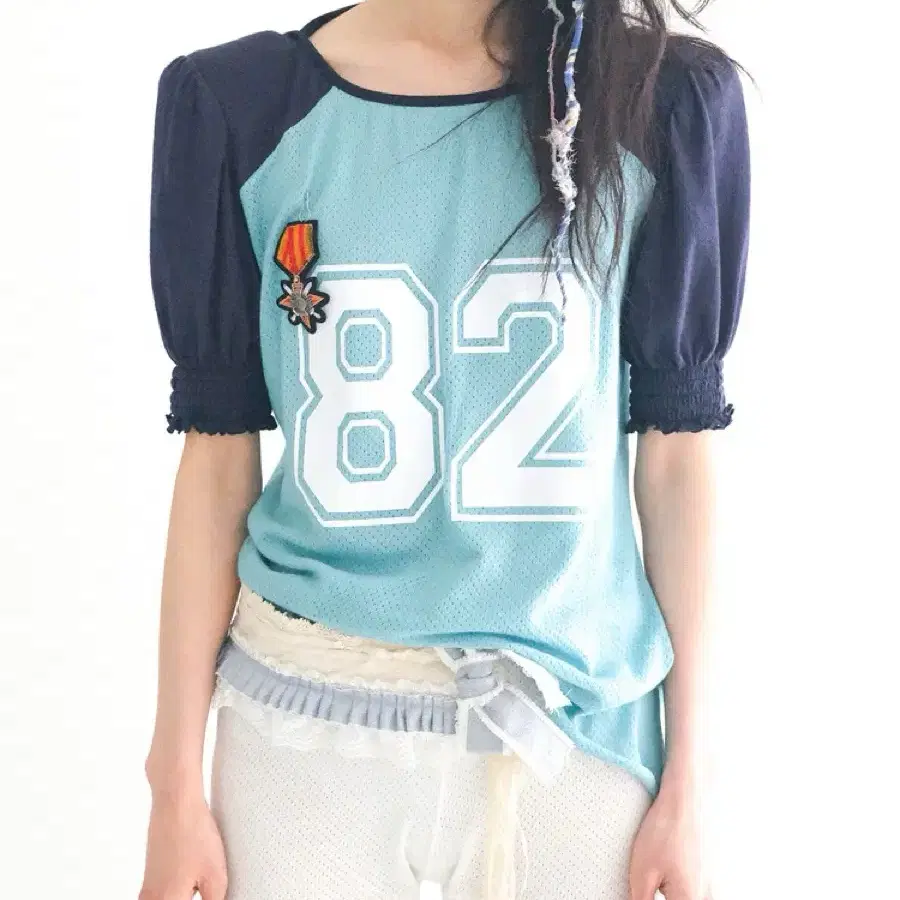 【fa.er.ie】pad shoulder raglan half top fa.er.ie] pad shoulder raglan half top (beige)