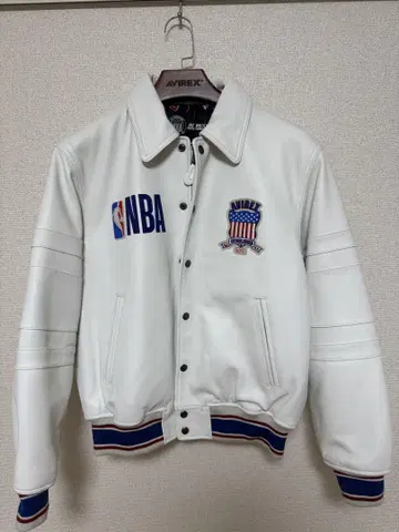 아비렉스 NBA 자켓 화이트