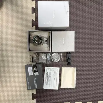 세이코 오토매틱 시계 블랙/그린