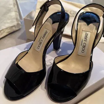 JIMMY CHOO 블랙 오픈토 샌들