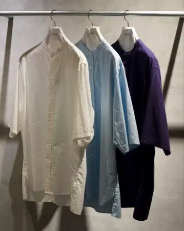 ETS.MATERIAUX 마테리오셀비치 밴드 카라 S/S 셔츠
