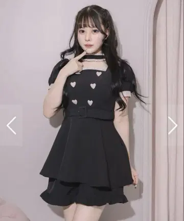 초커 프릴 하트 버튼 셋업 블랙