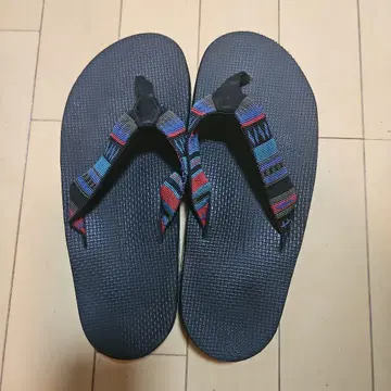 아일랜드 슬리퍼 플립플랍 기하학 패턴