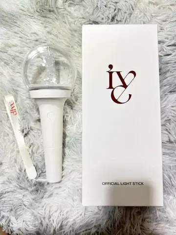 IVE 공식 응원봉 화이트