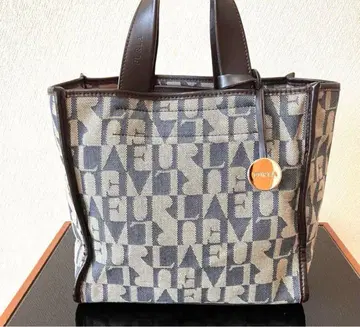 새상품급 FURLA 핸드백 토트백 훌라 미니 백 참 올 패턴