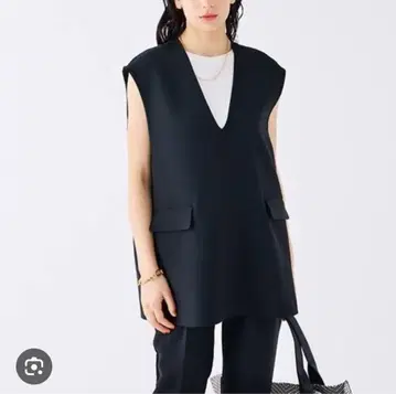 미라 오웬 플랩 포켓 베스트 풀오버