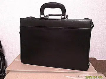 블랙/다크 그린 가죽 브리프 케이스