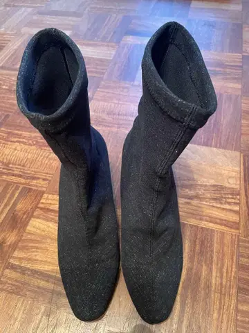 블랙 슬림 핏 부티
