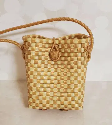 MEKEARISA 메케아리 헬로 백 세로형