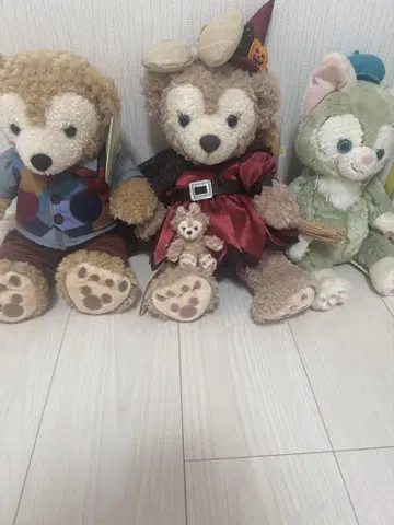 닷피 셰리 메이 봉제 인형과 젤라토니, 셰리 메이 키링