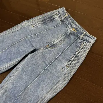 24인치 거의 새상품급 아디다스 데님 팬츠
